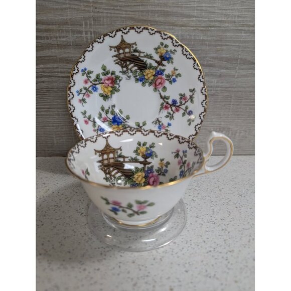 AYNSLEY Pagoda Teacup & Saucer - Made in England - Picture 1 of 9